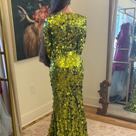 Elegant Disco Long Sleeve Sequin Dress in green - Picture 3 of 3